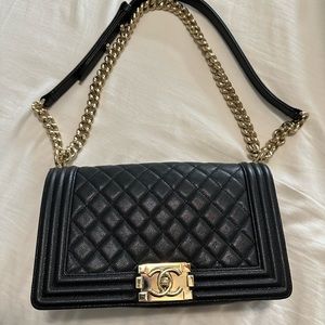 Chanel caviar black Boy Bag